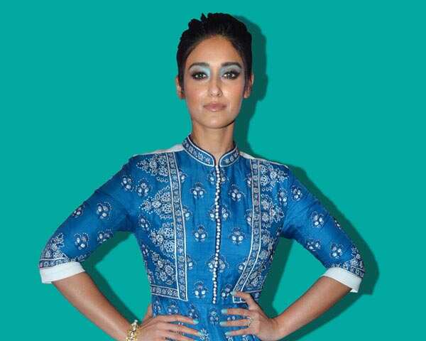 How to nail Ileana D'Cruz's aqua eyes in five easy steps