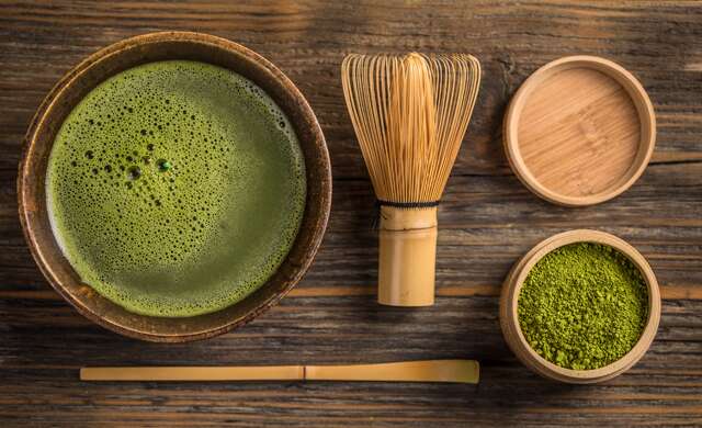 DIY green tea recipes for healthy hair 