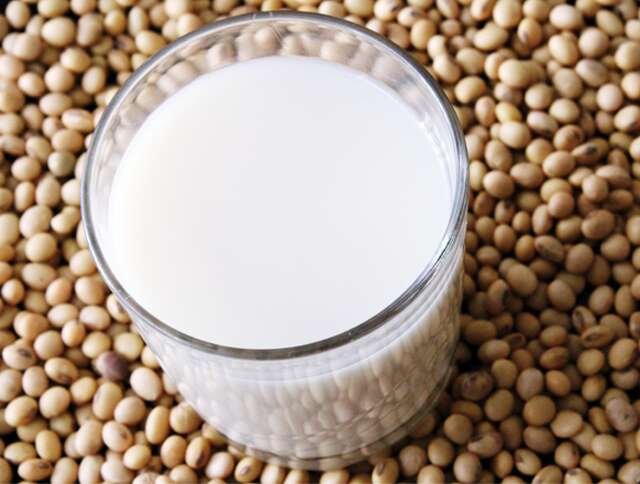 Soy milk or cow's milk -- what's better for you?