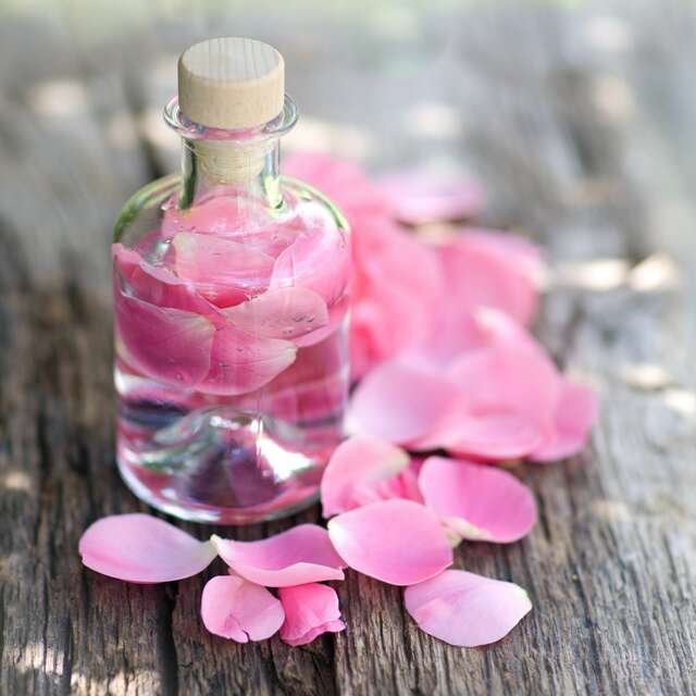 Rose water benefits: Unique ways to use rose water for skin | Femina.in
