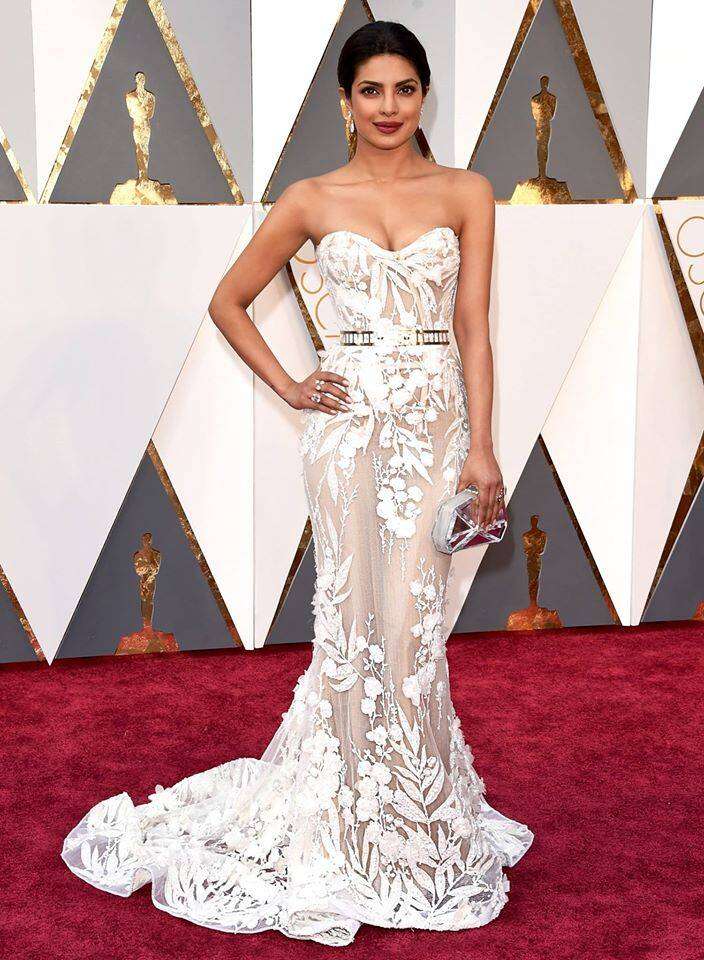 priyanka chopra oscars dress