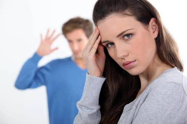 Close vs. Clingy: Is Your Boyfriend Overly Attached to You?