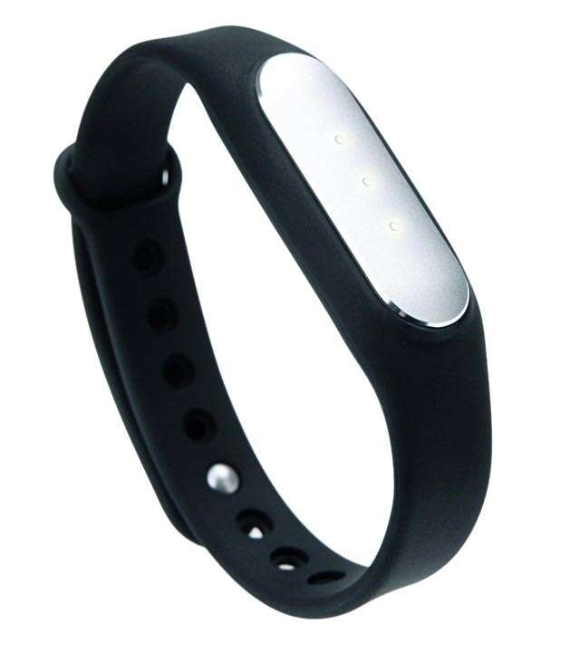 Pick a fitness band to help you get into shape. | Femina.in