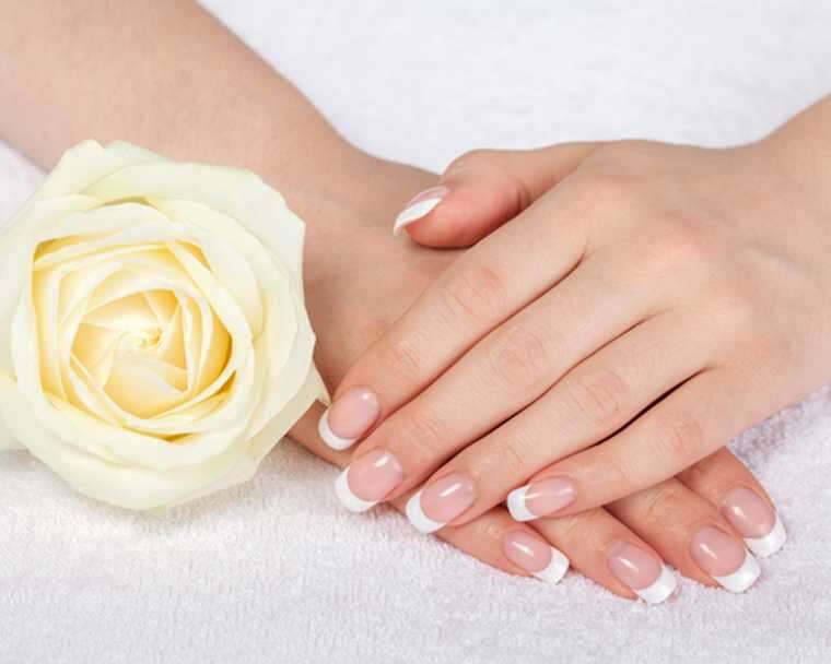 Get rid of yellow stains on gel manicure 
