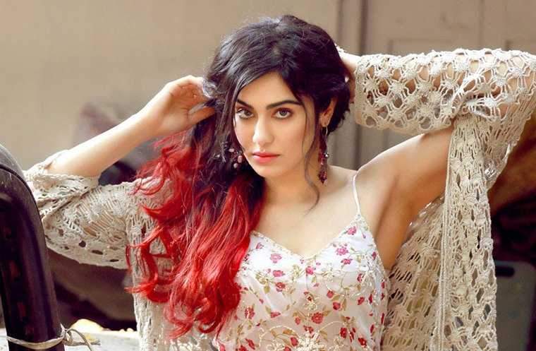 3 Adah Sharma Red Hair Colour 1498563374 1499253283 