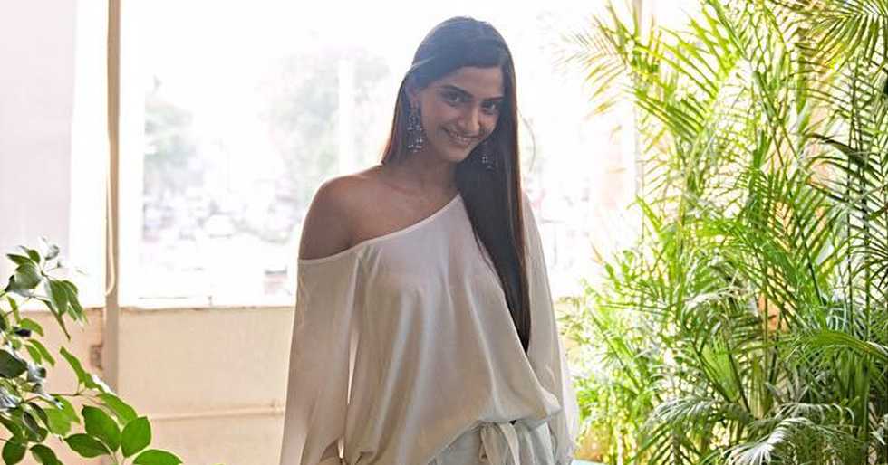 Sonam’s golden skincare rule | Femina.in