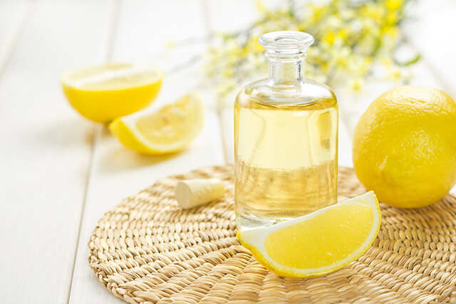 Lemon essential oil Lemon essential oil