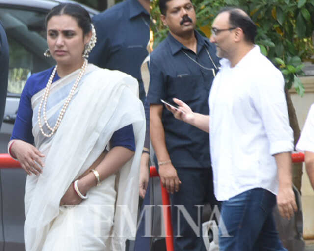 Rani Mukerji pays homage to father Ram | Femina.in