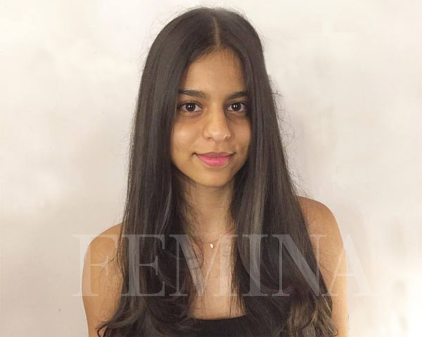 Suhana Khan is bringing long layered haircut back in fashion 