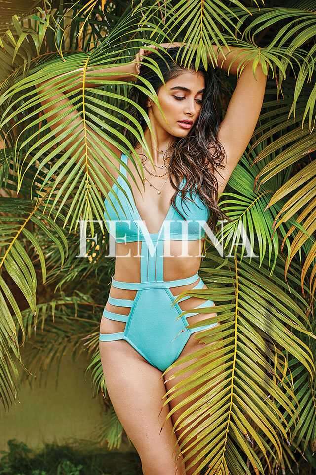 640px x 960px - Pooja Hegde: Coming up roses | Femina.in