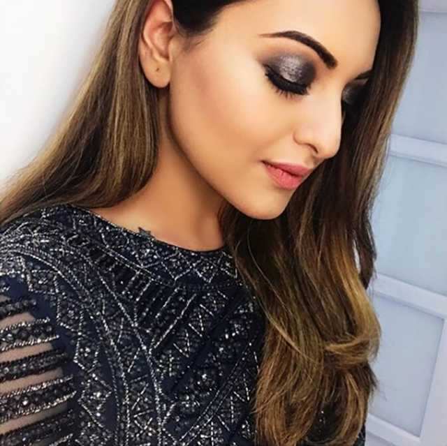 Stunning transformation of Sonakshi Sinha Stunning transformation of Sonakshi Sinha