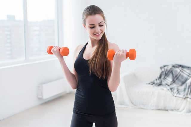 Bicep curls to lose arm fat