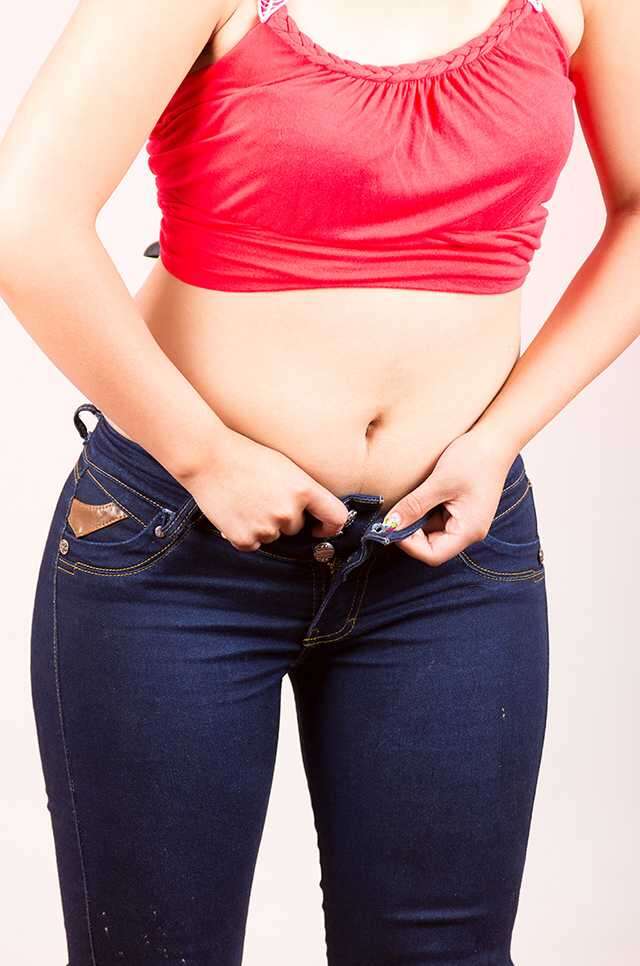 Avoid Tight Jeans To Treat Acidity