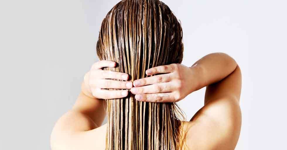 is-it-okay-to-shampoo-and-condition-your-hair-every-day-femina-in