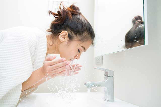 How To Clean Face Properly: Home Remedies | Femina.in