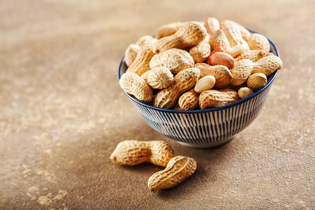 Benefits of Peanuts: High Source of Protein