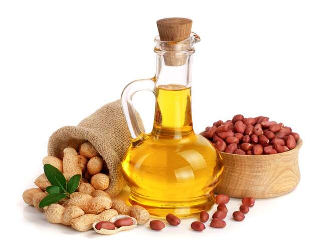 Benefits of Peanuts: Peanut Oil aids Heart Health