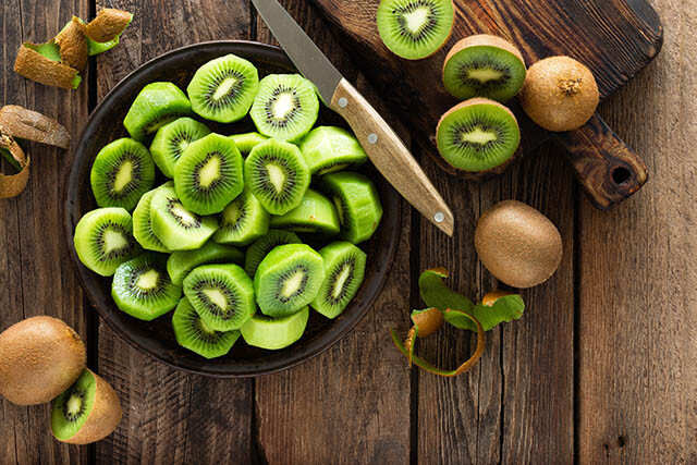 Kiwi Fruit Aids Weight Loss