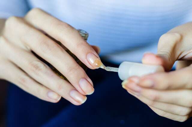 5 tips to repair damaged nails post extensions 