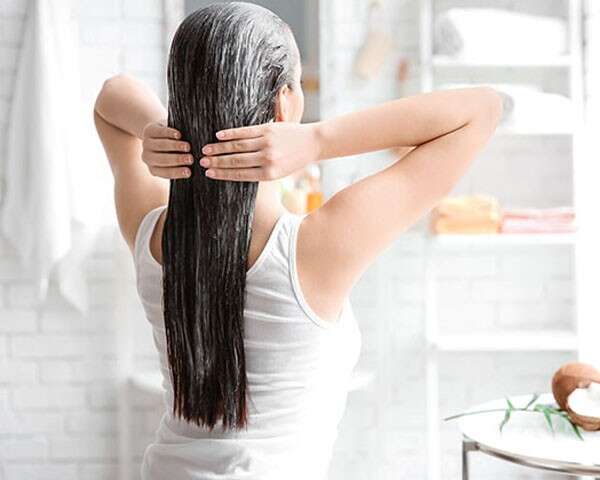 11 Benefits Of Coconut Oil For Hair