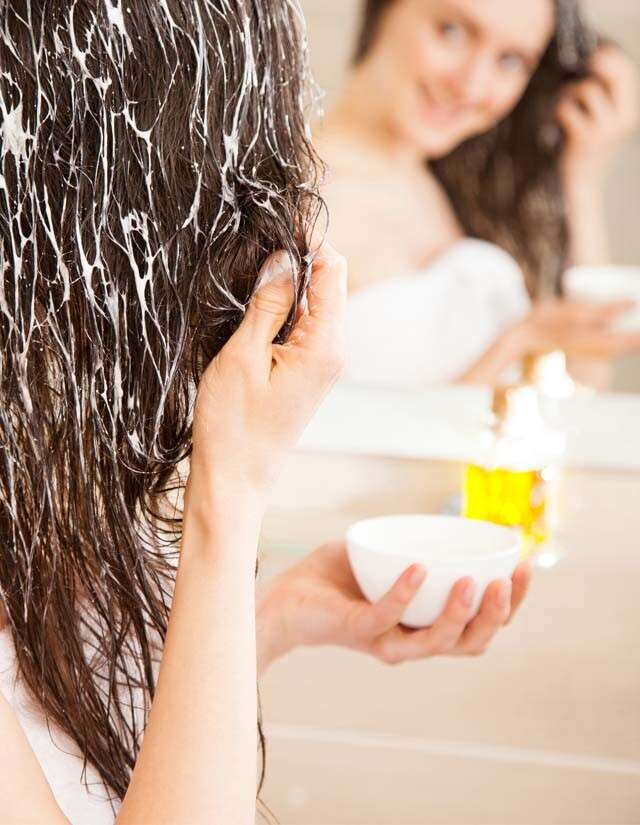 Benefits of Eggs for Hair to Balances Hair Sebum