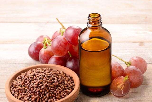 BEST OILS FOR HAIR GROWTH GRAPESEED OIL