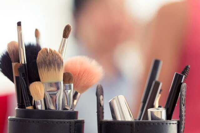 Easy Makeup Tips For Beginners | Femina.in