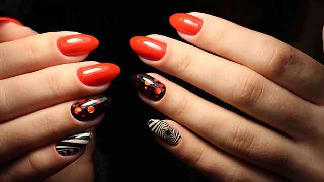 8 nail art designs you can DIY at home with limited tools, colours and  experience | Vogue India