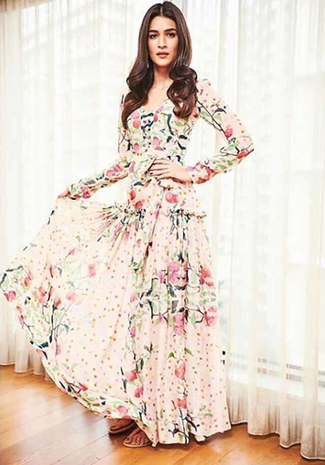 8 Kriti Sanon floral outfits we love | Femina.in