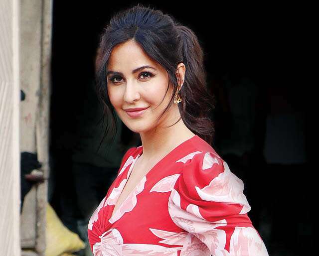 Katrina Kaif rocks curly hair and a bright outfit on new magazine cover.  See pic | Bollywood - Hindustan Times