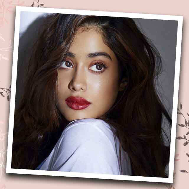 For NTR 30 Launch With Muted Contouring And Wispy Lashes, Janhvi Kapoor's  Neutral Glam Makeup Tops The Beauty Charts