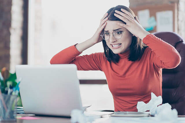 Symptoms Of Anxiety And How To Deal With It | Femina.in