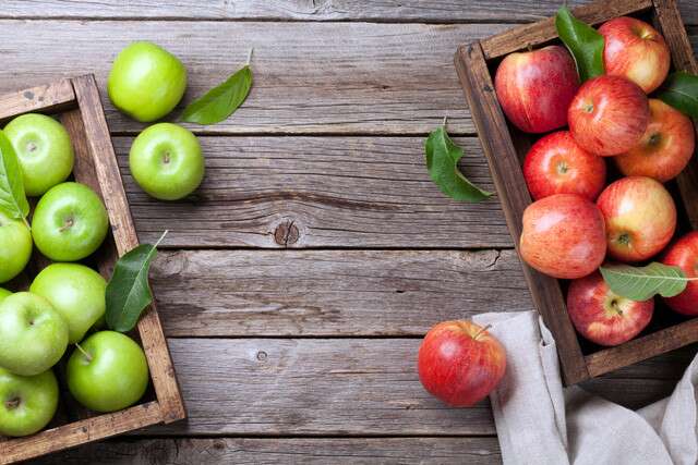 Apple Fruits To Eat During Pregnancy