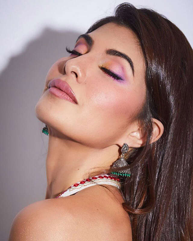 රූපලාවන්ය වේශ නිරූපණය