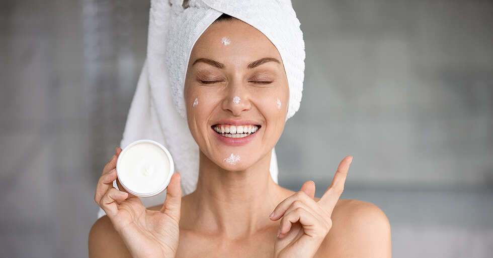 The Best Moisturizers For Dry Skin In India | Femina.in