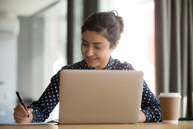 An Expert Guide To Create Your First Resume After Graduation | Femina.in