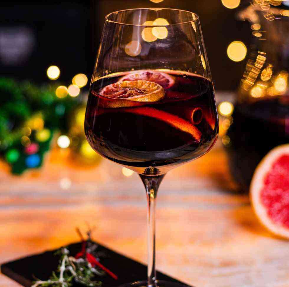 winter cocktails Mulled Wine Xmas Sangria