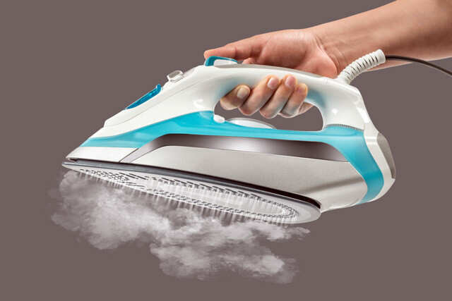 Steam iron how to on sale use