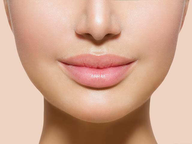 how to get light pink lips naturally