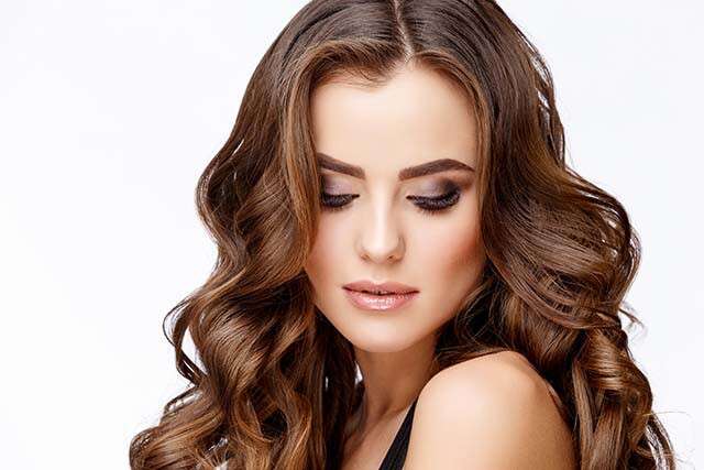 Easy Hairstyles For Medium Hair and Hair Care | Femina.in