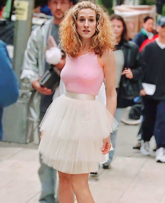 Carrie Bradshaw's Wild Sex And The City Outfits