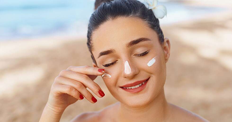 Dermat Recommended Sunscreen Tips To Follow Essential Sunscreen Tips ...