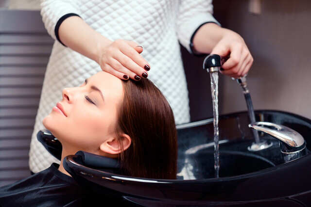 Hair straightening shop in parlour