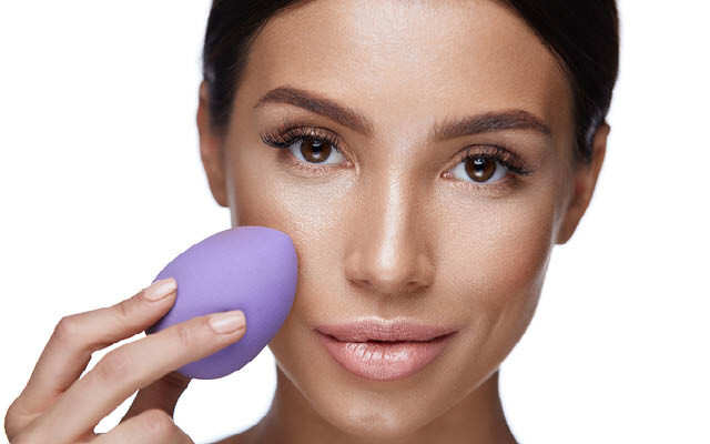 5 Fabulous Beauty Blender Hacks You Must TRY RN | Femina.in