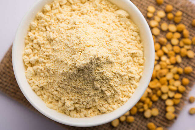 Benefits Of Adding Masoor Dal Face Pack To Your Beauty Routine | Femina.in