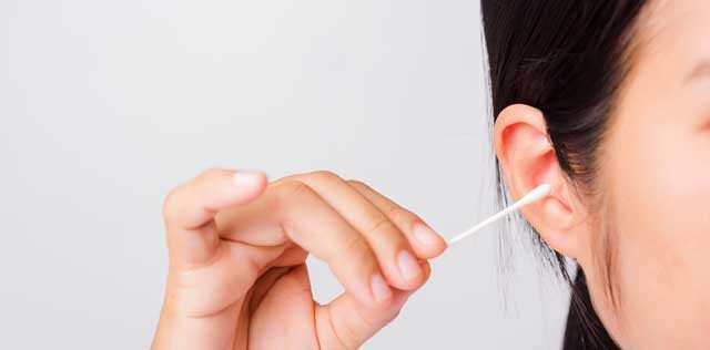 Here’s Why Excessive Usage Of Earphones Is Bad For You | Femina.in