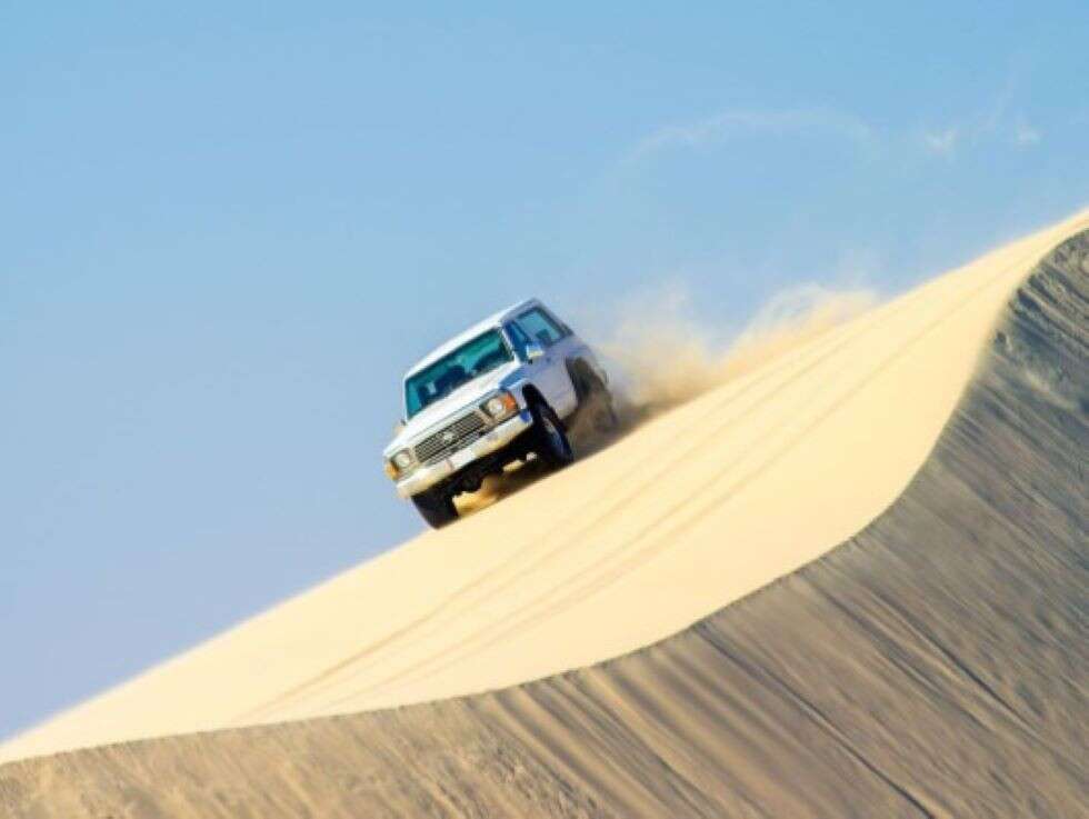  Doha dune bashing
