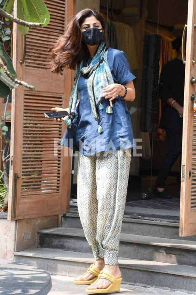 Shilpa Shetty Kundra Turns Heads In Casual Ethnic Wear Femina.in