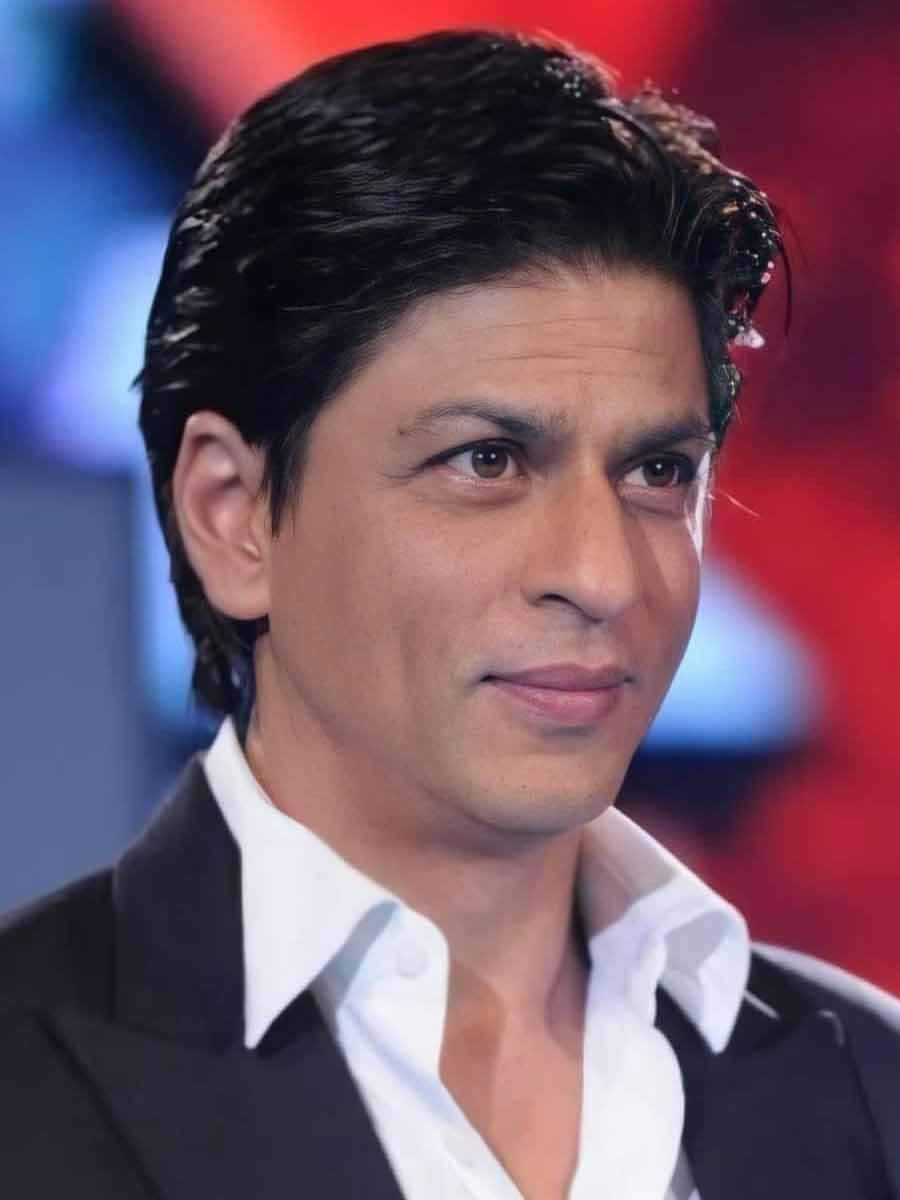 When Shah Rukh Khan revealed he doesn't like using earphones | Femina.in