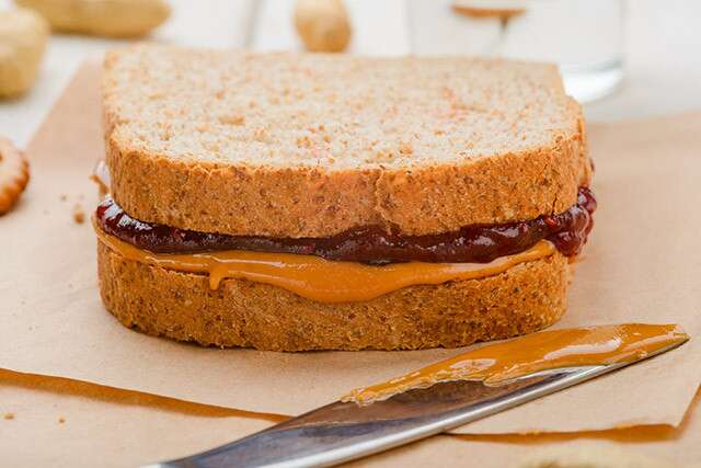 Healthy Late Night Snack: Peanut Butter & Jelly Sandwich